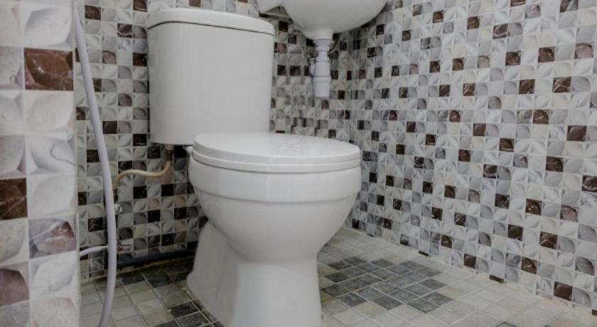 Jembel Capital O 1475 Oemah Jawa Family Residence מראה חיצוני תמונה