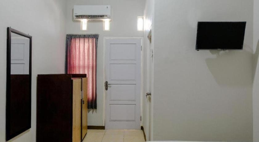 Jembel Capital O 1475 Oemah Jawa Family Residence מראה חיצוני תמונה